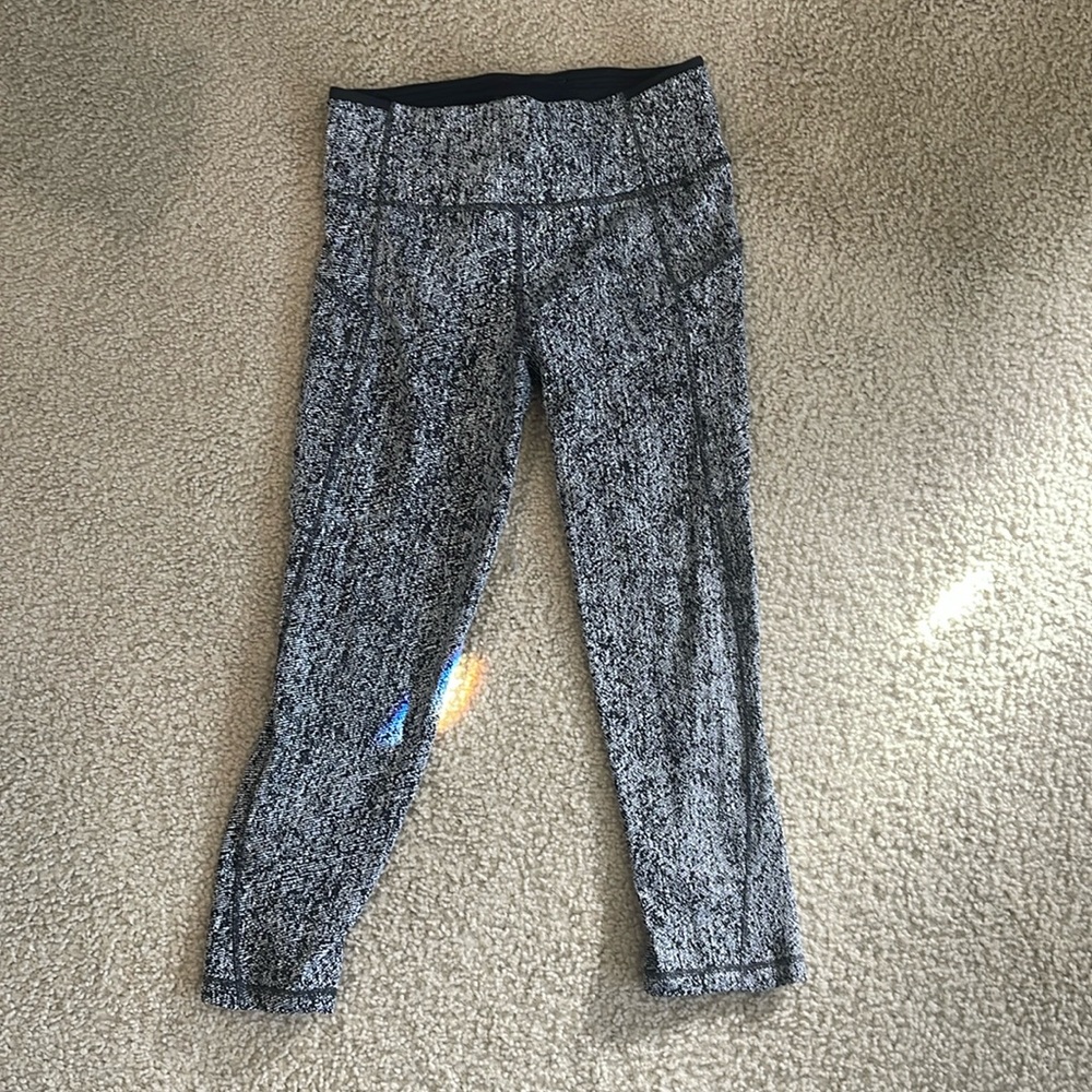Lululemon cropped wunder under leggings